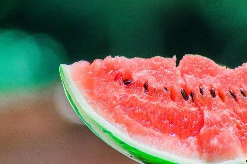 风姿卓越娱乐吃瓜,揭秘吃瓜背后的精彩故事  第3张